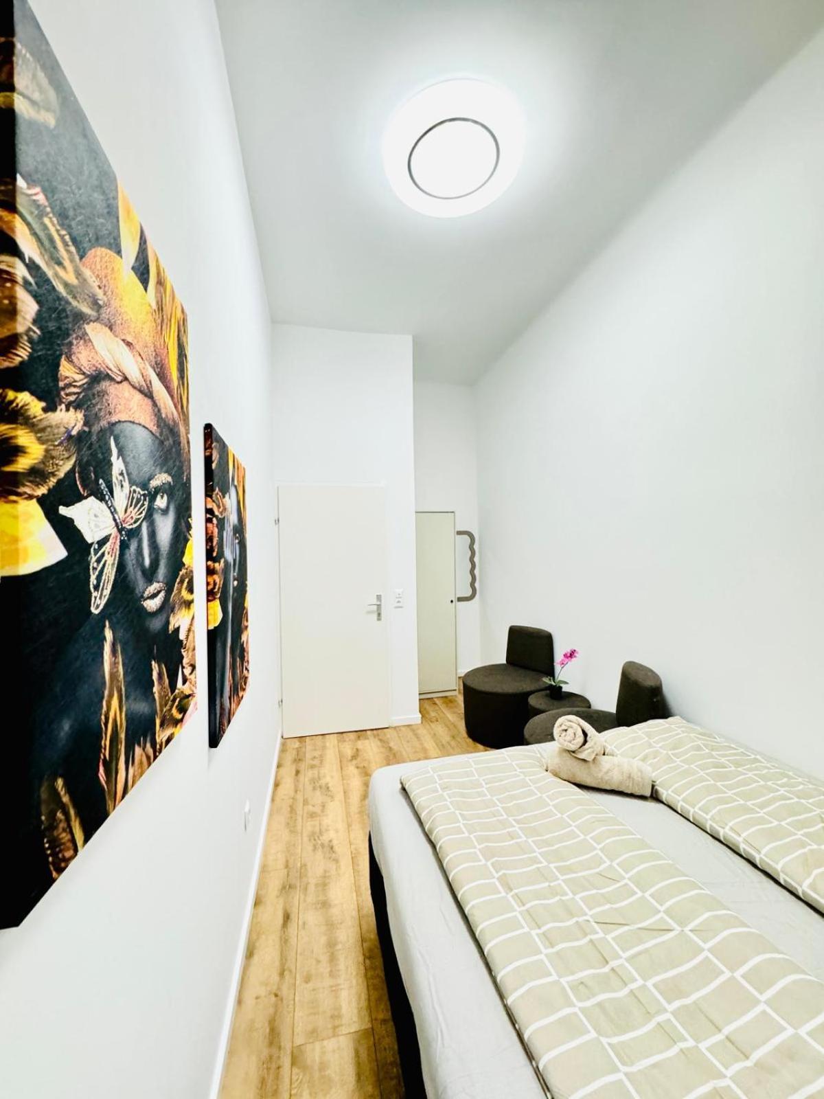 Cozy 9Br Shared Apartment, Only 12Min Walk To Augarten Vienna Exterior photo